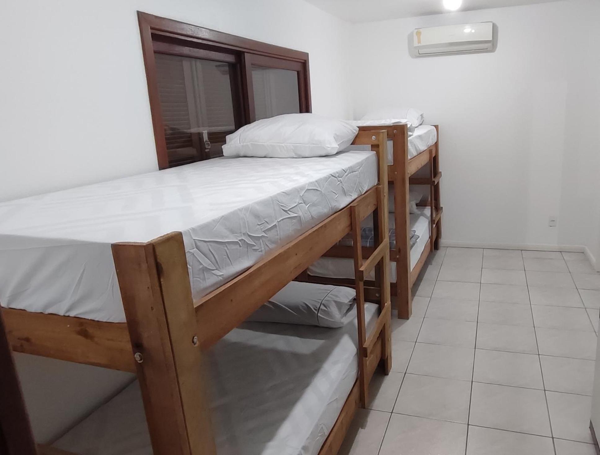 Picco Da Ilha Hostel ฟลอเรียนอโปลิส ภายนอก รูปภาพ