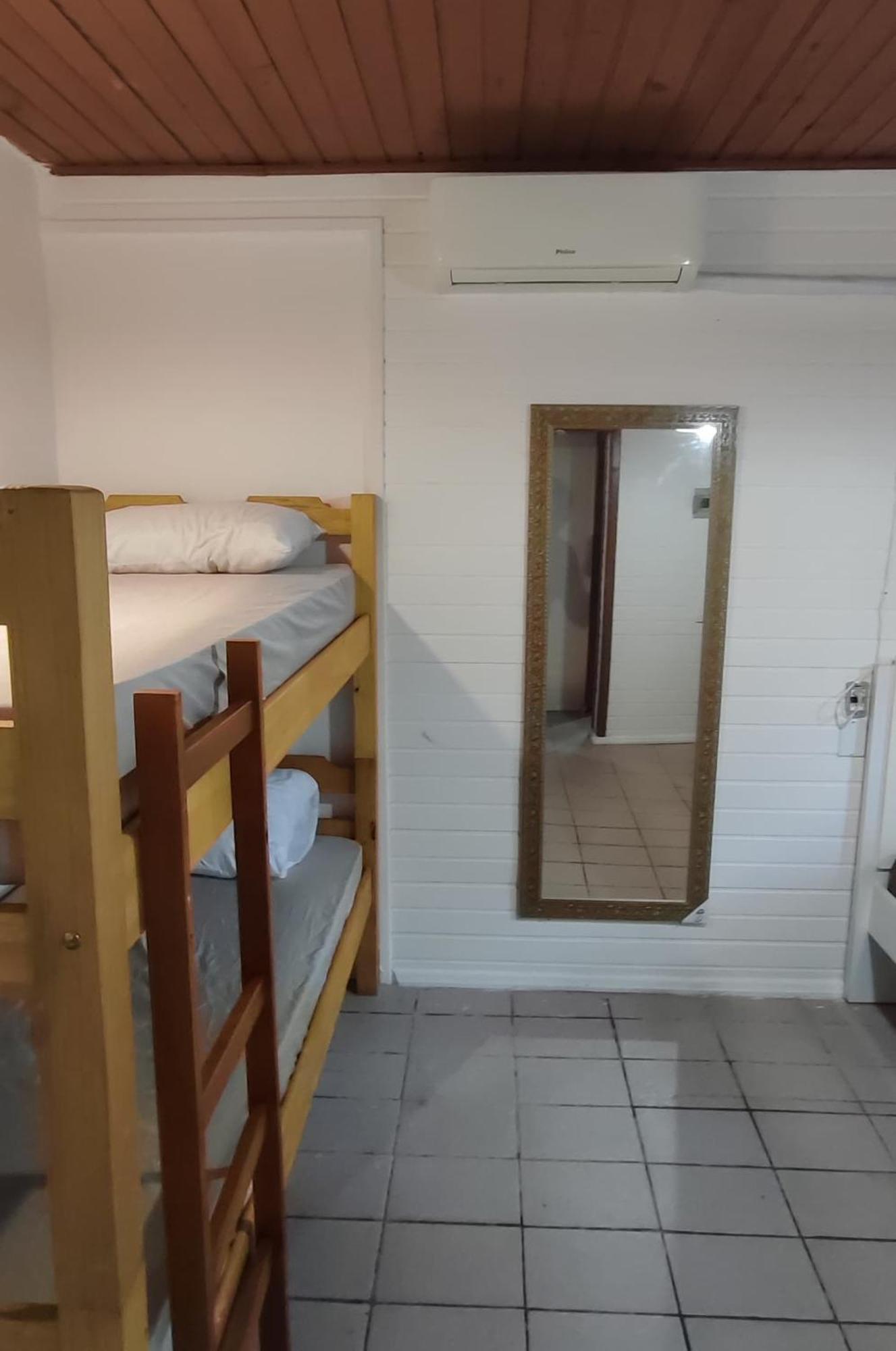 Picco Da Ilha Hostel ฟลอเรียนอโปลิส ภายนอก รูปภาพ